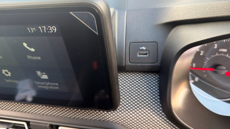 Dacia Sandero 1.0 Tce Expression 5dr Petrol Hatchback